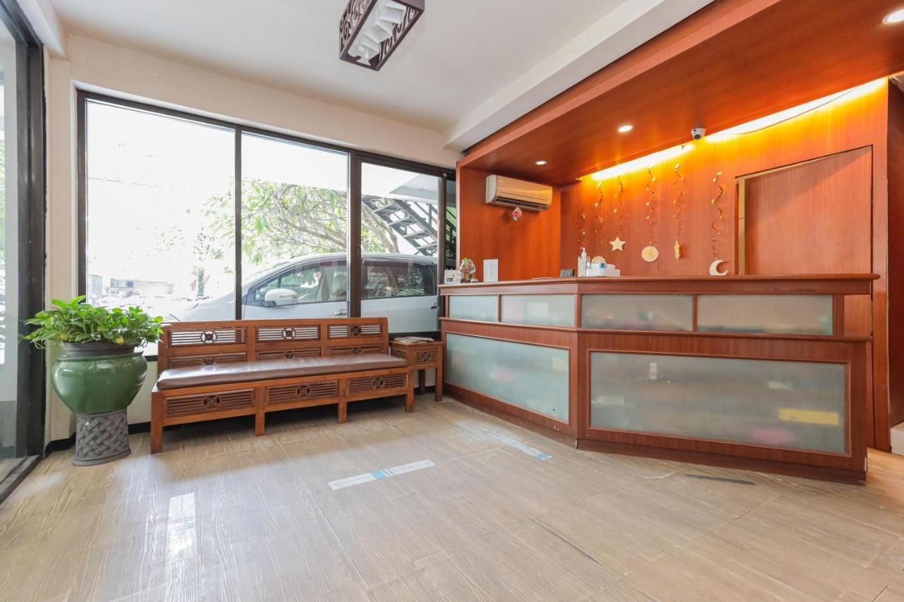 Hotel Jawa Surabaya Eksteriør billede
