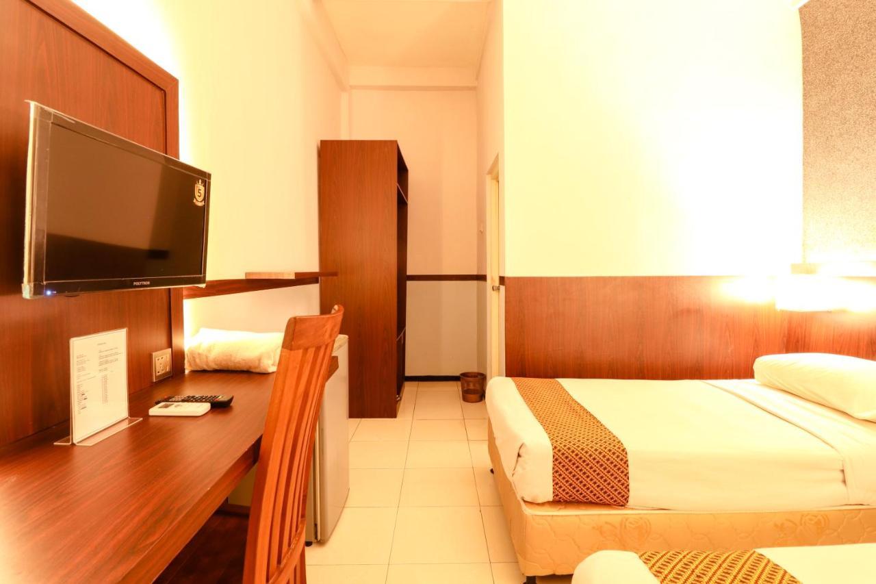 Hotel Jawa Surabaya Eksteriør billede